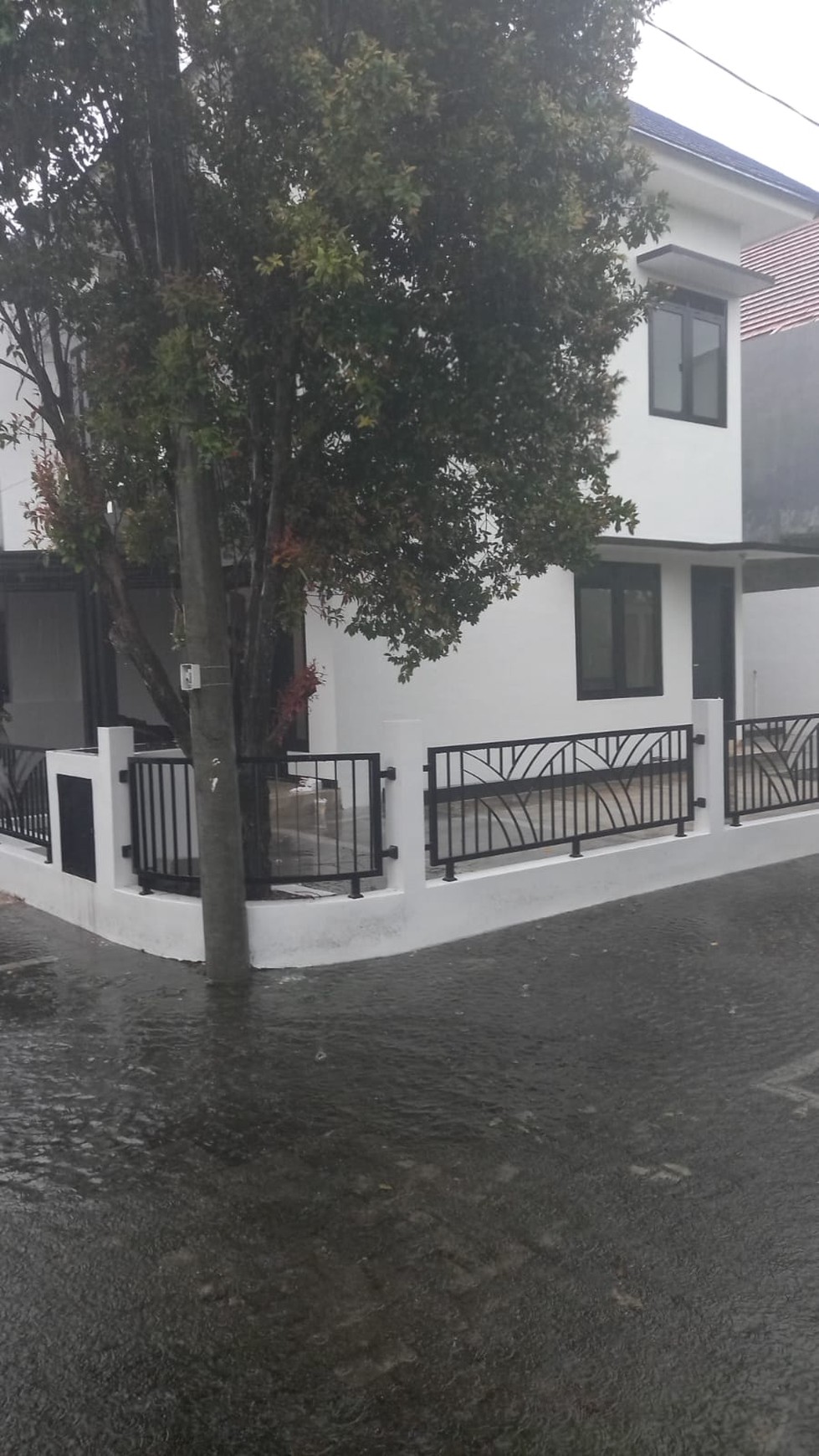 Rumah 2 Lantai Dalam Perum Villla Harmoni Banguntapan Bantul 