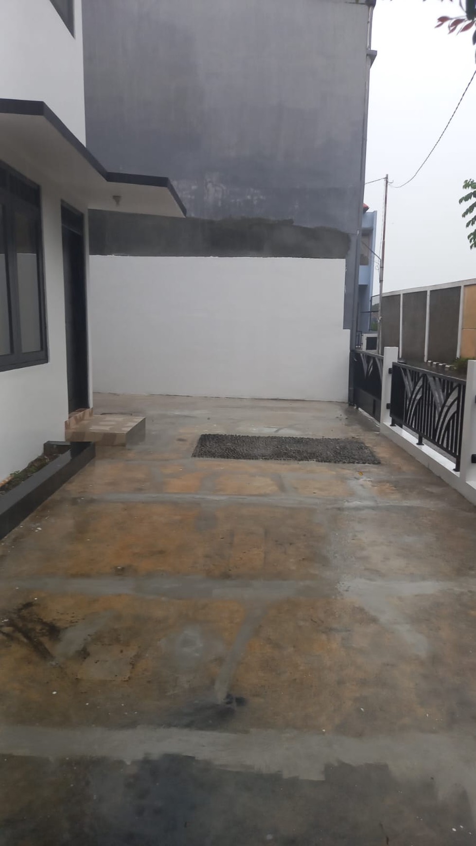 Rumah 2 Lantai Dalam Perum Villla Harmoni Banguntapan Bantul 