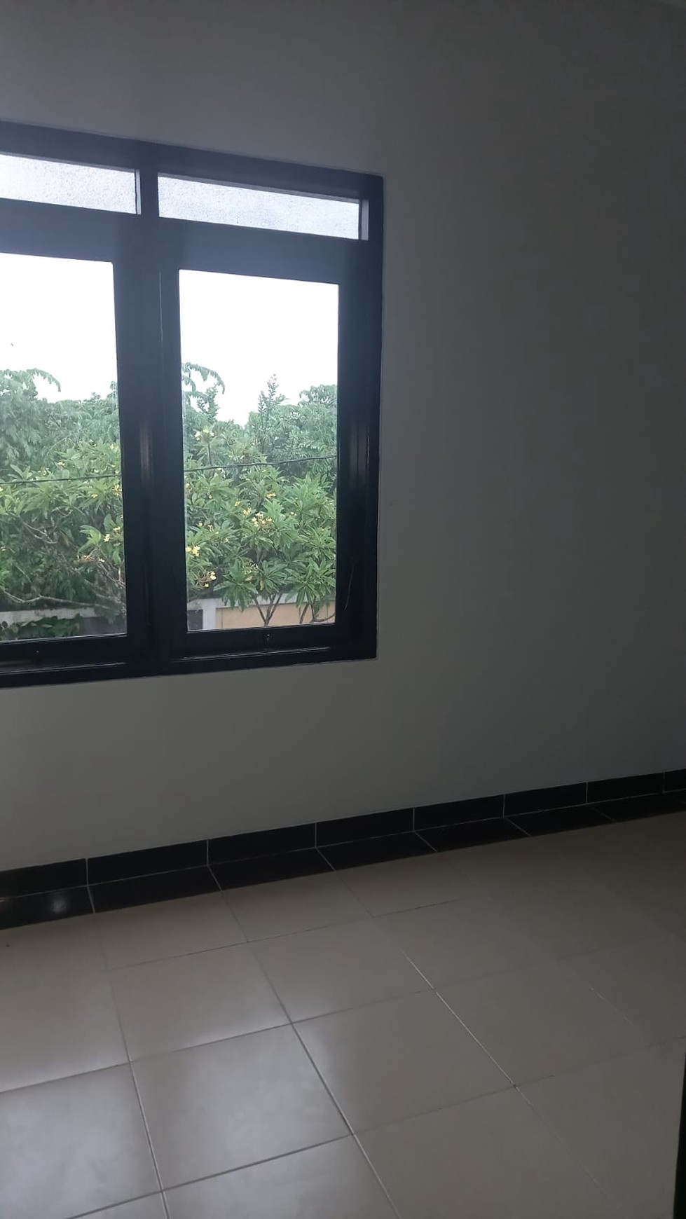 Rumah 2 Lantai Dalam Perum Villla Harmoni Banguntapan Bantul 