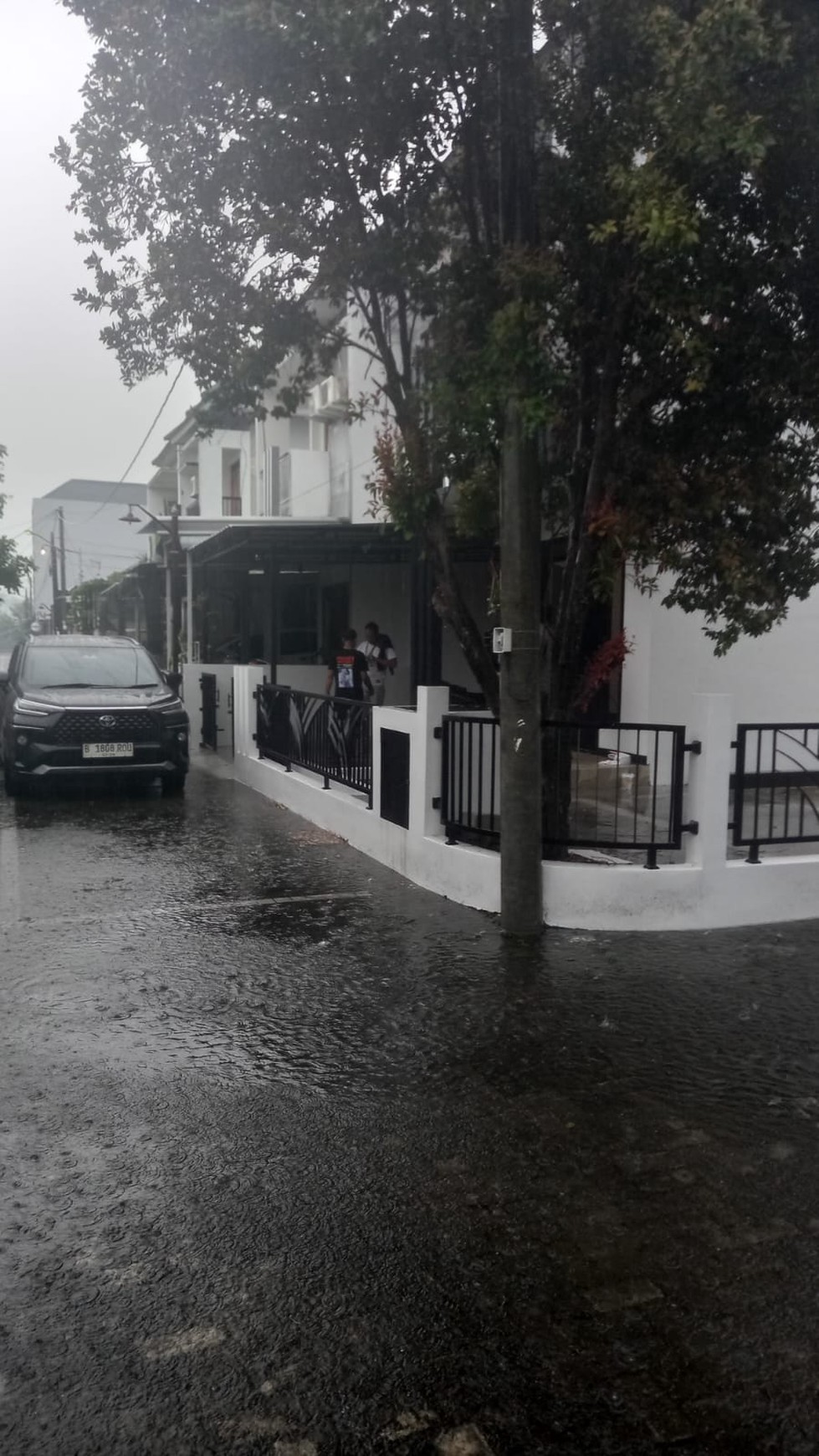 Rumah 2 Lantai Dalam Perum Villla Harmoni Banguntapan Bantul 