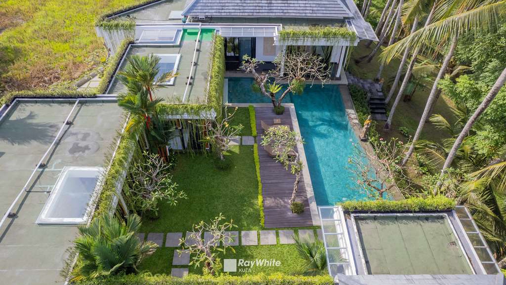 Stunning Ubud Leasehold Villa For Sale 