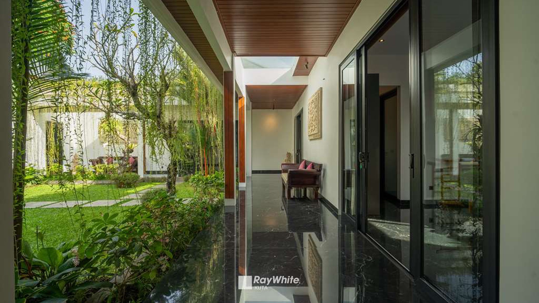 Stunning Ubud Leasehold Villa For Sale 