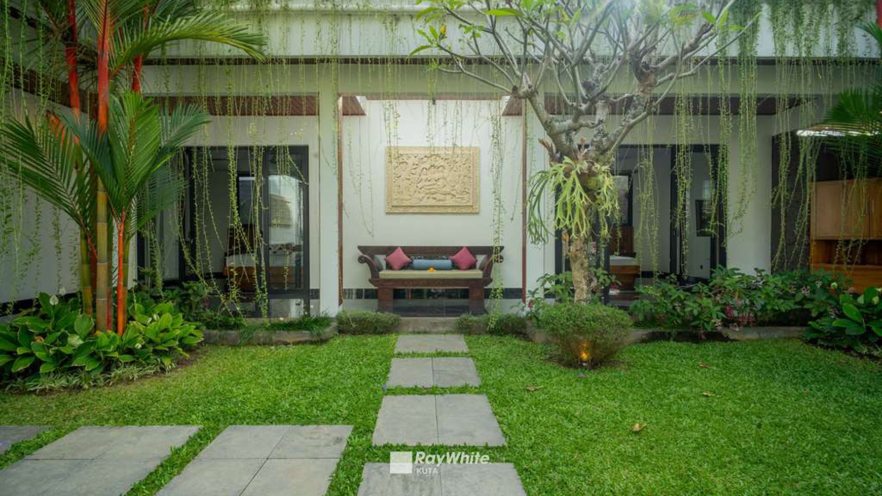 Stunning Ubud Leasehold Villa For Sale 