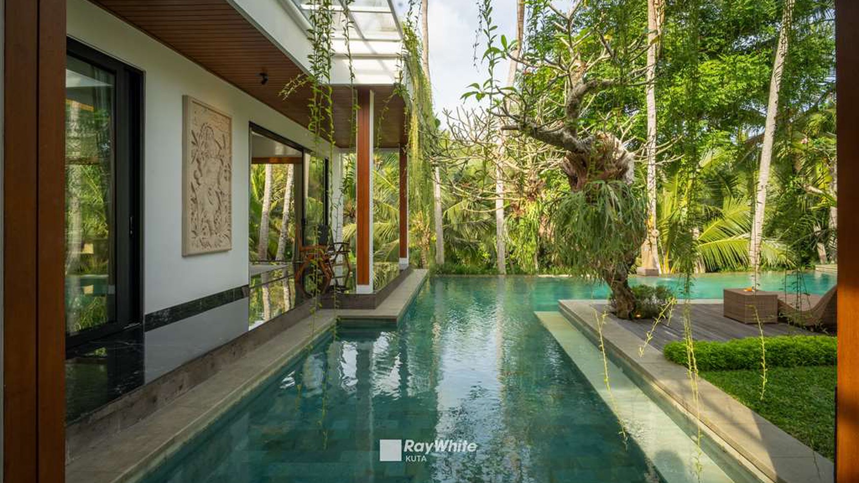 Stunning Ubud Leasehold Villa For Sale 