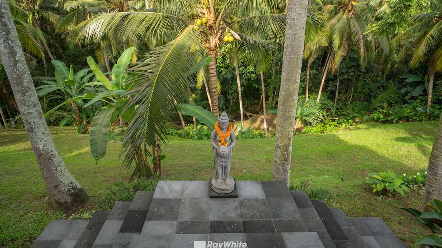 Stunning Ubud Leasehold Villa For Sale 