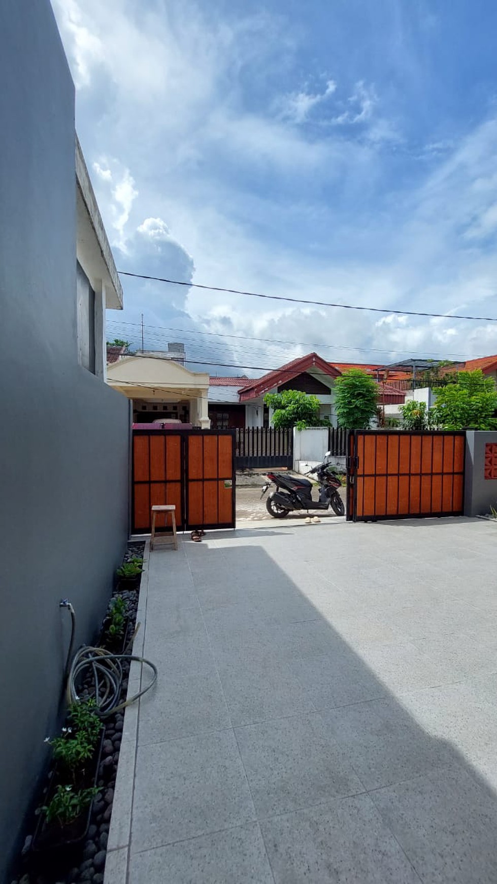 Rumah Modern Siap Huni dan Hunian Nyaman di Ciputat