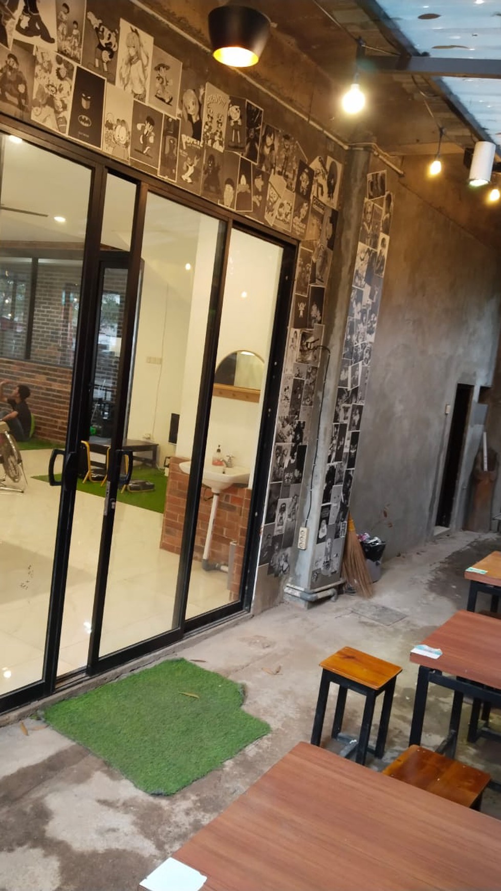 Ruko terdepan Jalan ciater raya tangerang banten strategis 4 lantai kondisi baru siap huni