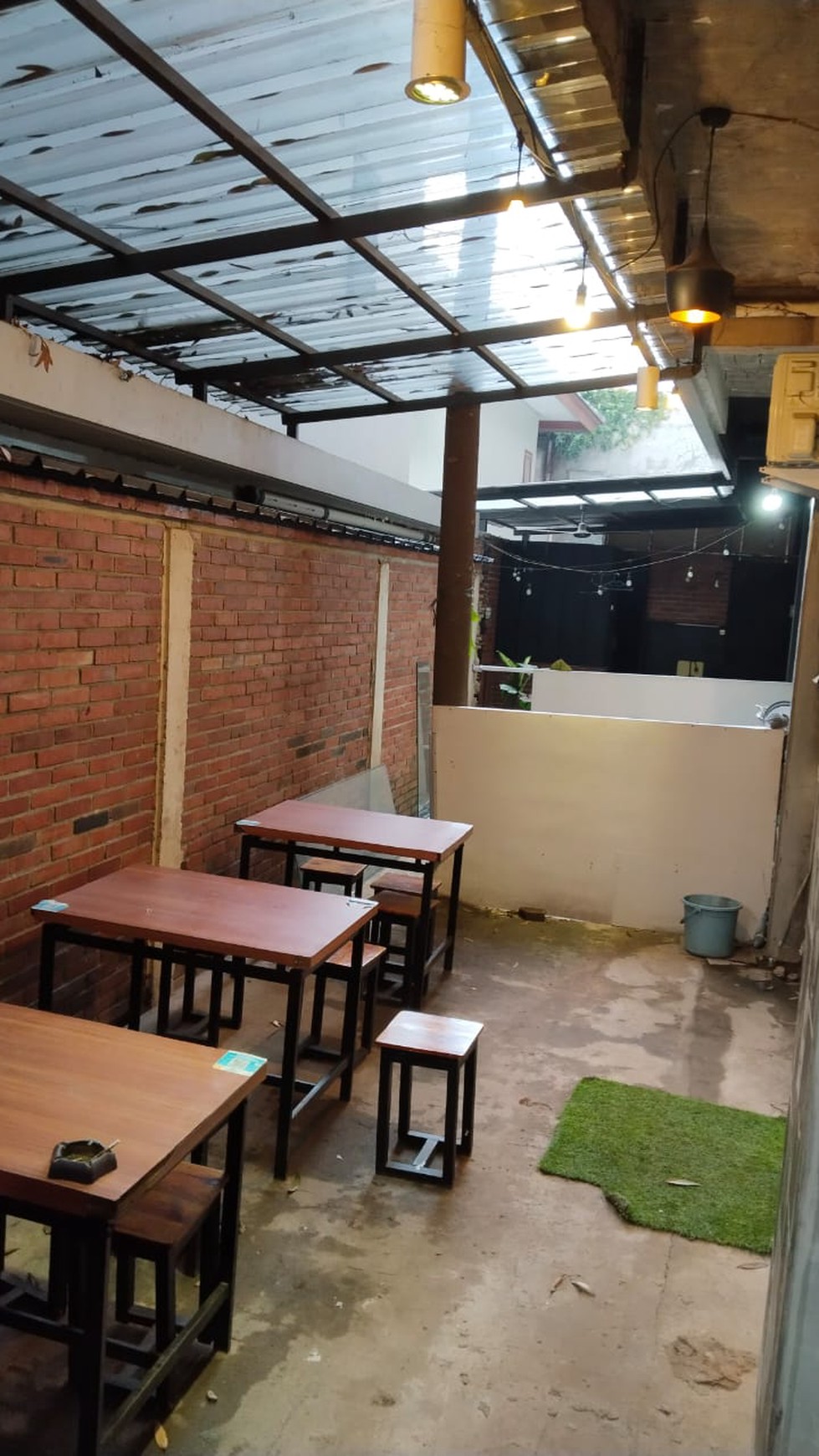 Ruko terdepan Jalan ciater raya tangerang banten strategis 4 lantai kondisi baru siap huni