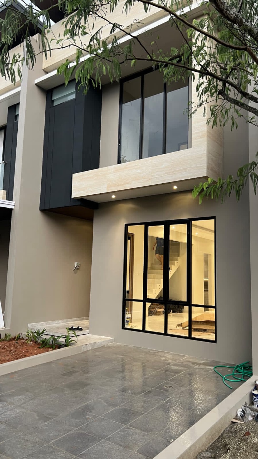vanya park cluster azura bsd city akses sangat mudah fasilitas umum lengkap siap huni