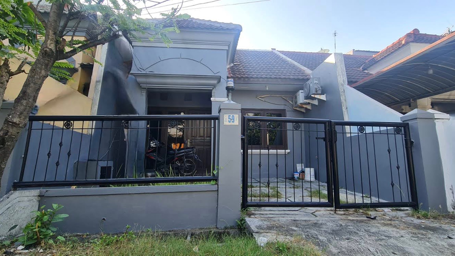 Dijual Cepat BU! Rumah Minimalist di Wiguna Selatan, Surabaya Timur