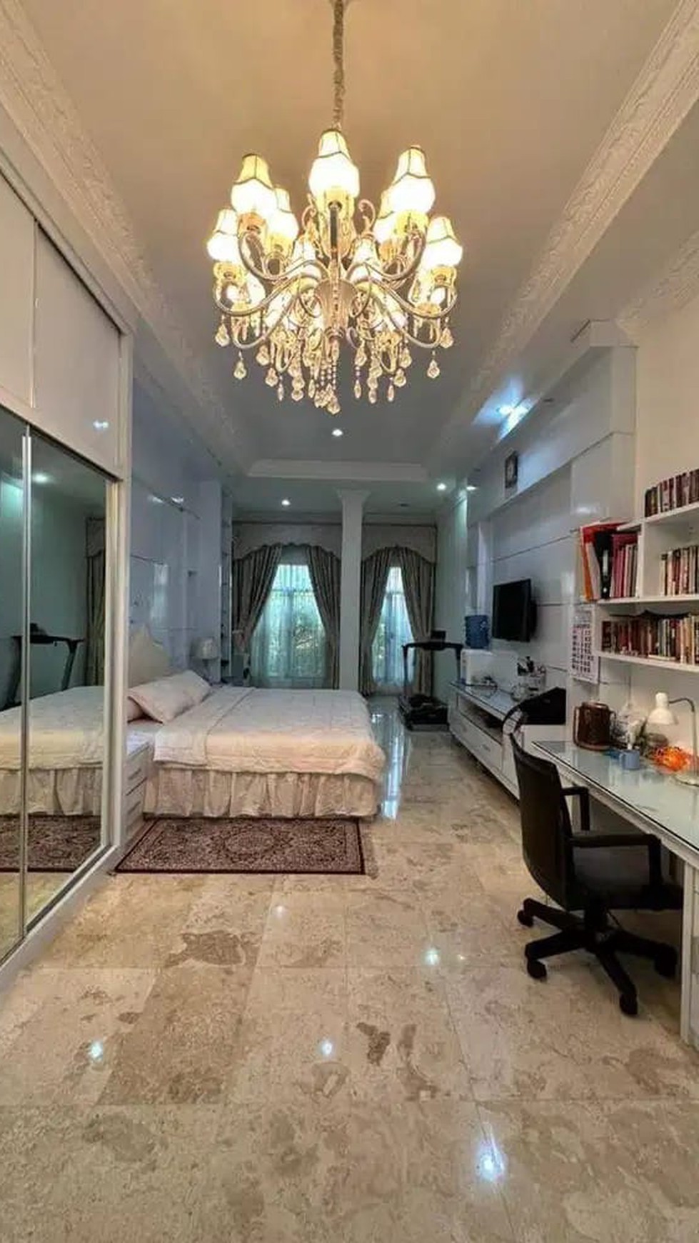 Rumah Luxury 2Lantai Diarea Pejaten Akses 2Jalan Toll Dalam Kota-JORR