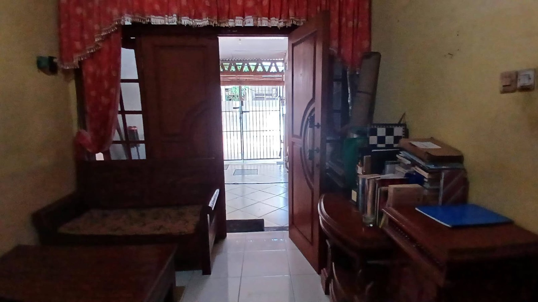 Dijual Cepat BU! Rumah di Wiguna Timur, Surabaya Timur