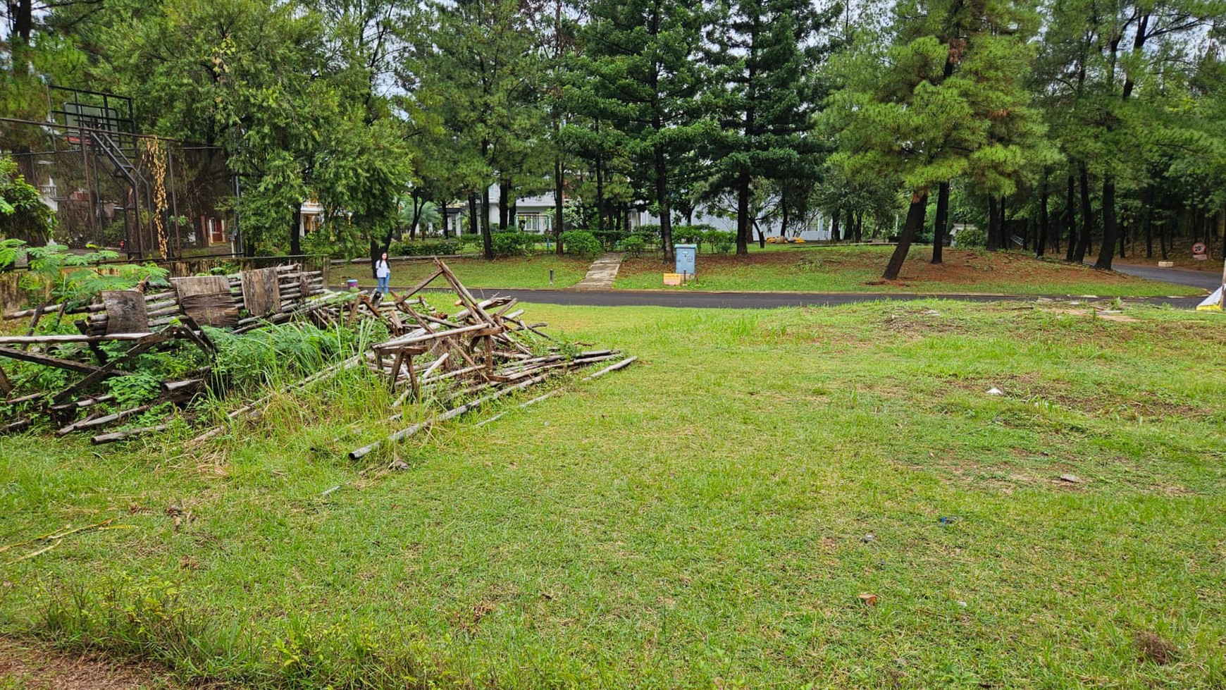 Termurah Kavling Hoek Siap Bangun di Kota Wisata, Cibubur