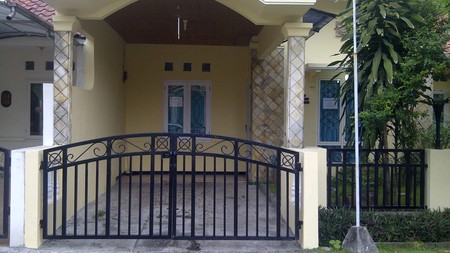 1837. Dijual Rumah Taman Pasadena Puri Surya Jaya Gedangan Sidoarjo