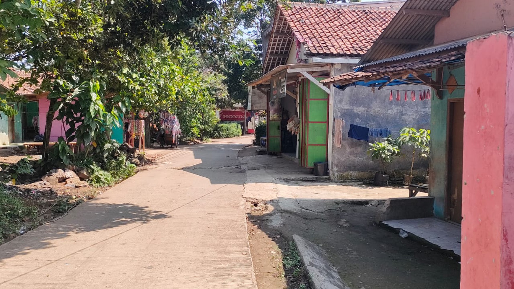 Tanah Di Pinggir Jalan Raya Dekat Telkom STO Cocok Untuk Investasi Di Daerah Ciseeng 