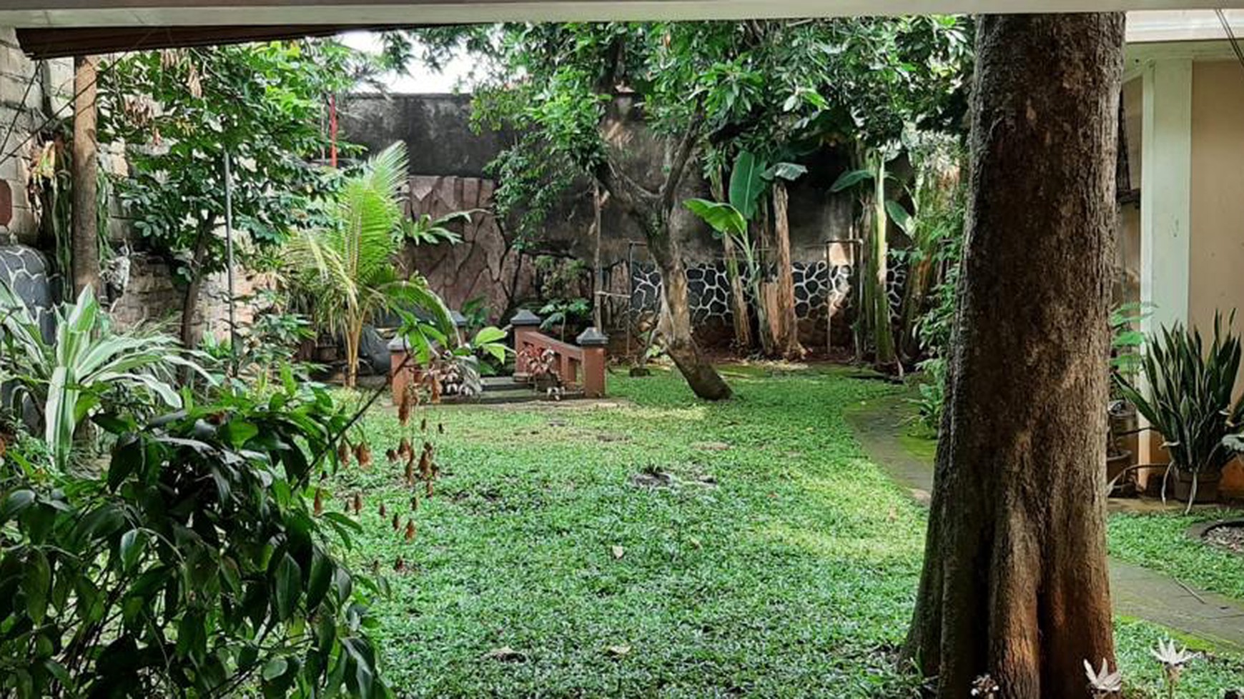 Rumah Hitung Tanah Area Cipete