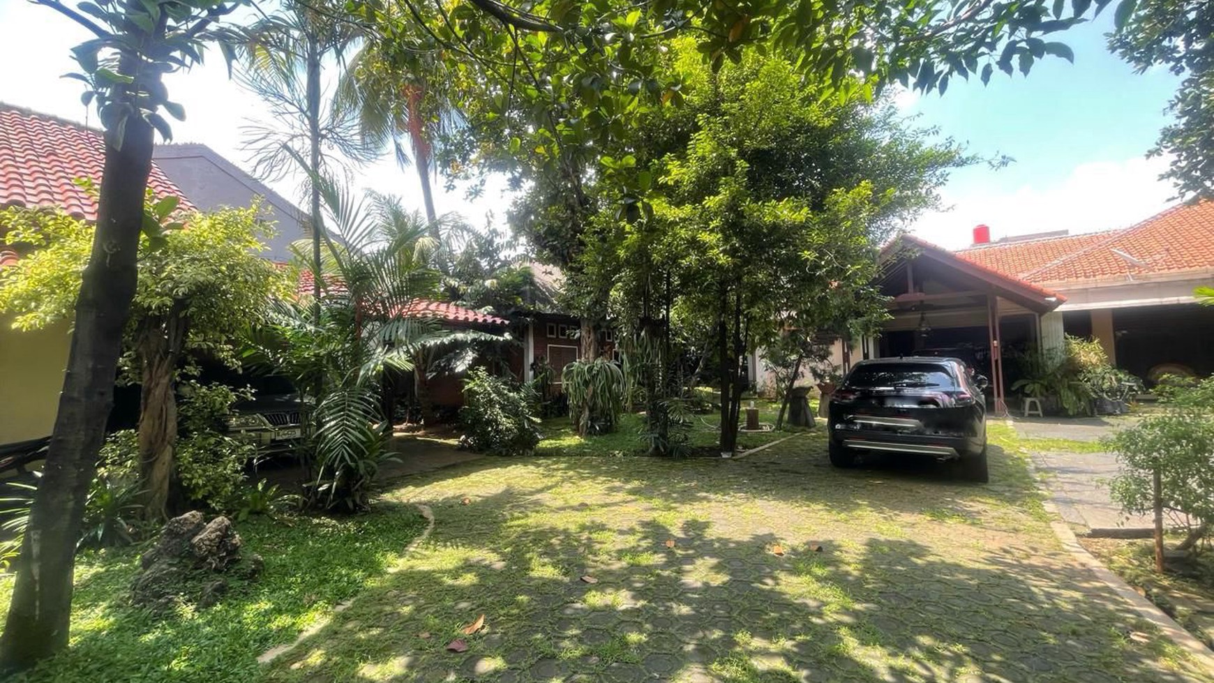 Rumah Hitung Tanah Area Cipete