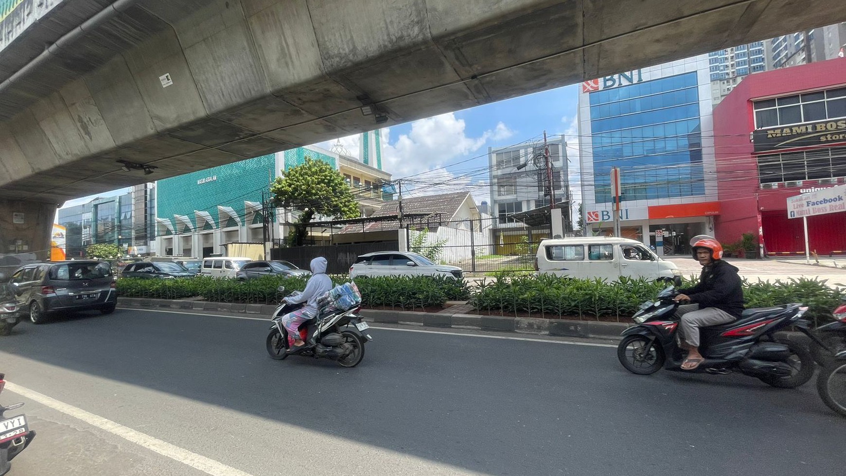 Rumah Hitung Tanah Area Cipete