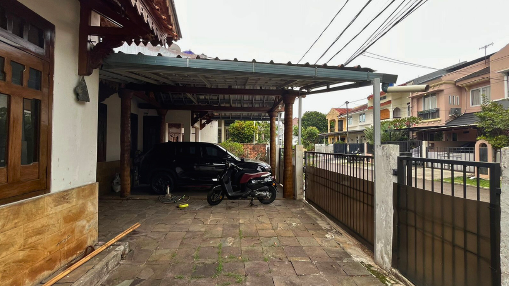 RUMAH DIJUAL - KOMPLEK 2 KAVLING DI CINERE, DEPOK