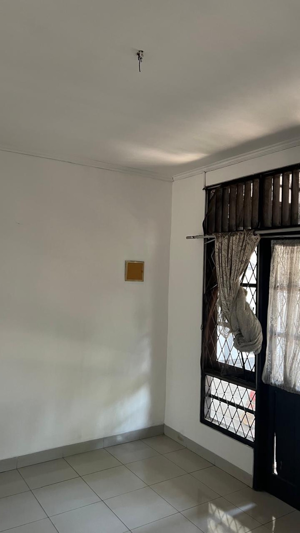 Dijual Rumah Siap Huni Di Bintaro Sektor 3 