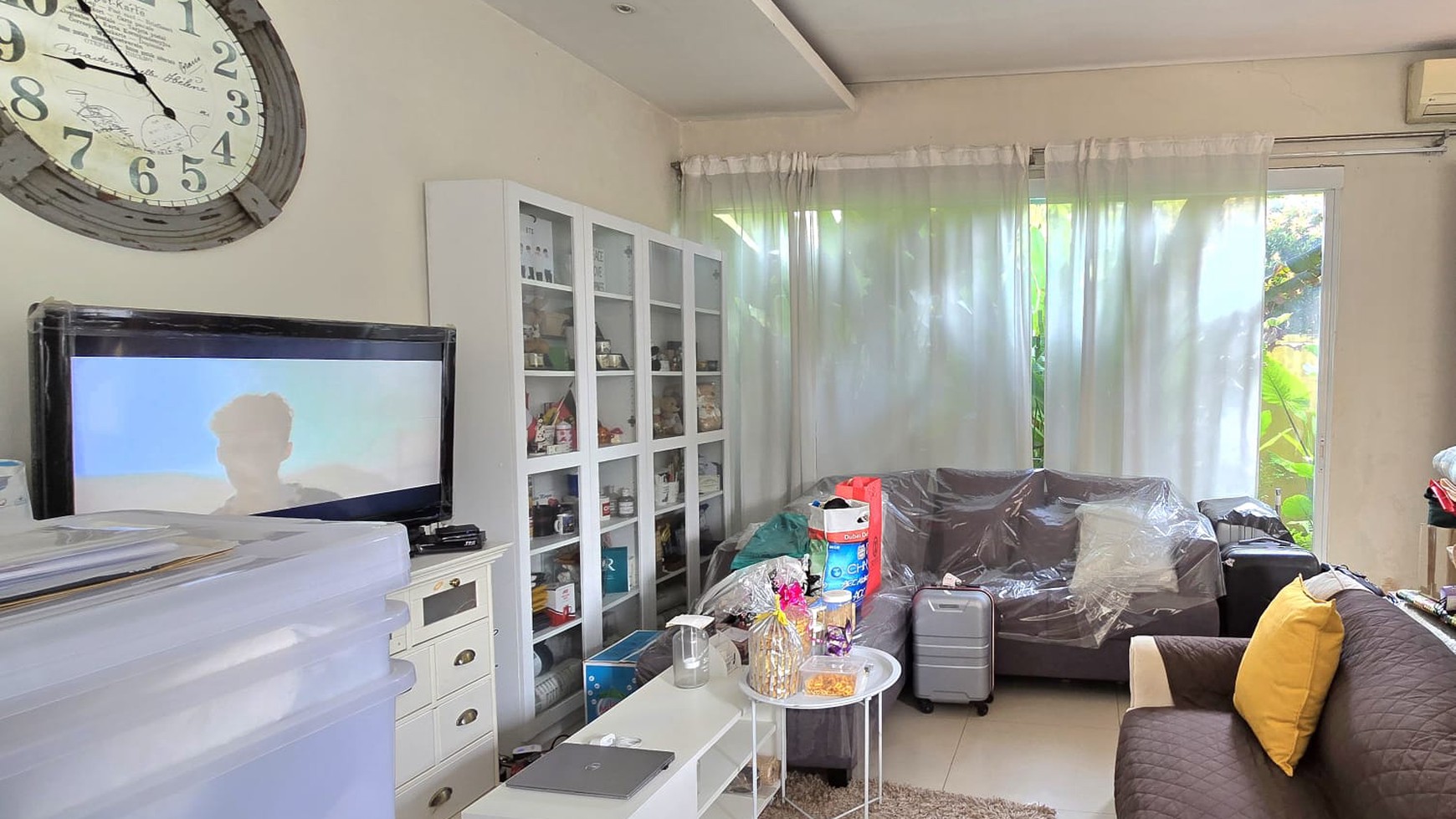 Dijual Rumah ada pool,nyaman,lokasi ok di Bintaro Jaya 9