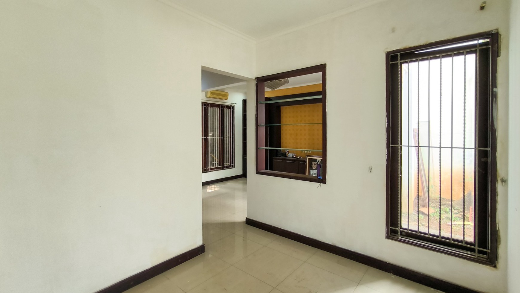 Dijual Rumah Nyaman,lokasi oke di Bintaro Jaya 9