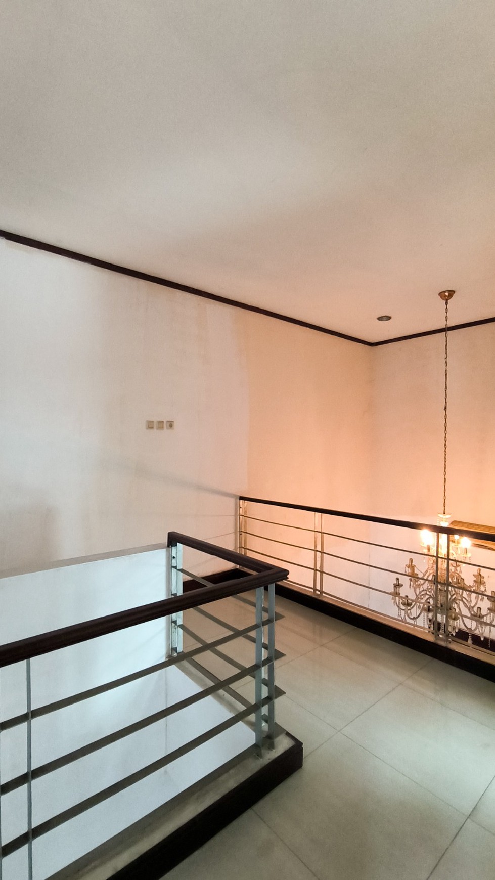 Dijual Rumah Nyaman,lokasi oke di Bintaro Jaya 9