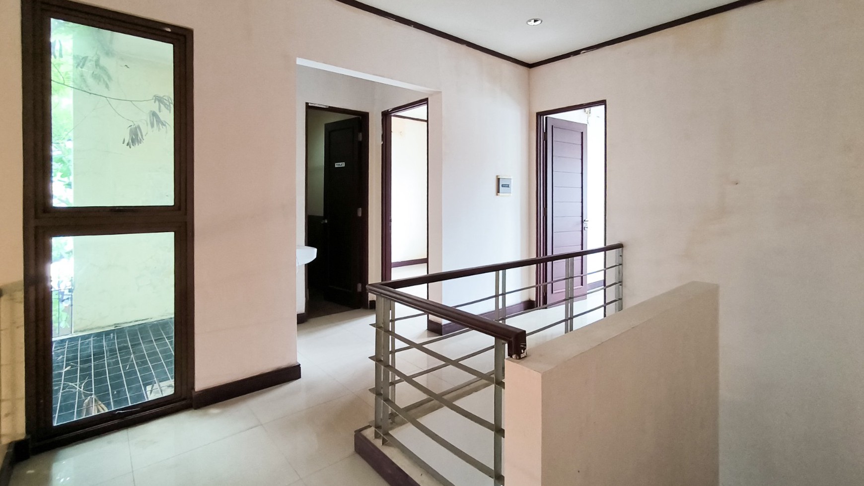 Dijual Rumah Nyaman,lokasi oke di Bintaro Jaya 9