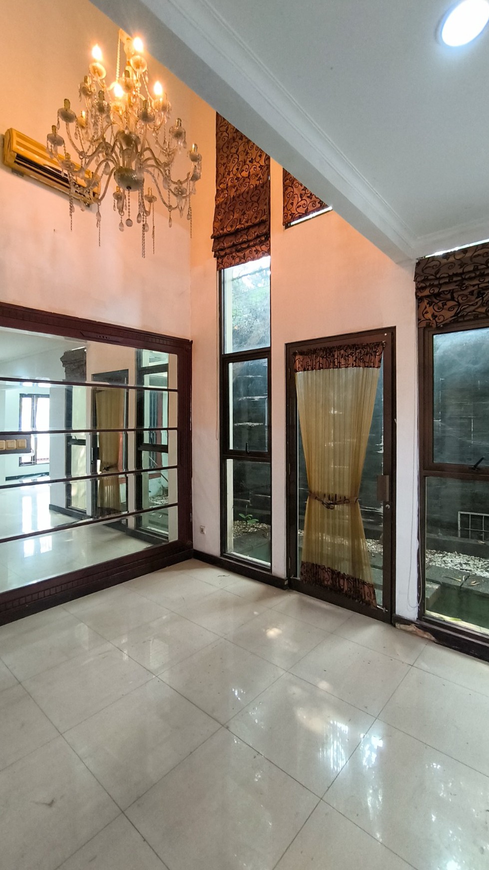 Dijual Rumah Nyaman,lokasi oke di Bintaro Jaya 9