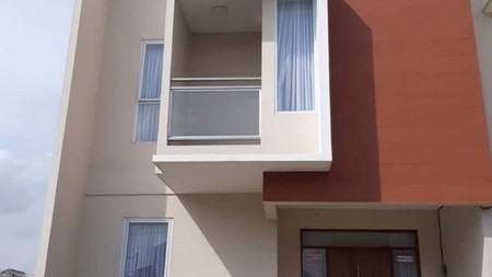 Minimalis Modern House di pusat area Bekasi Kota