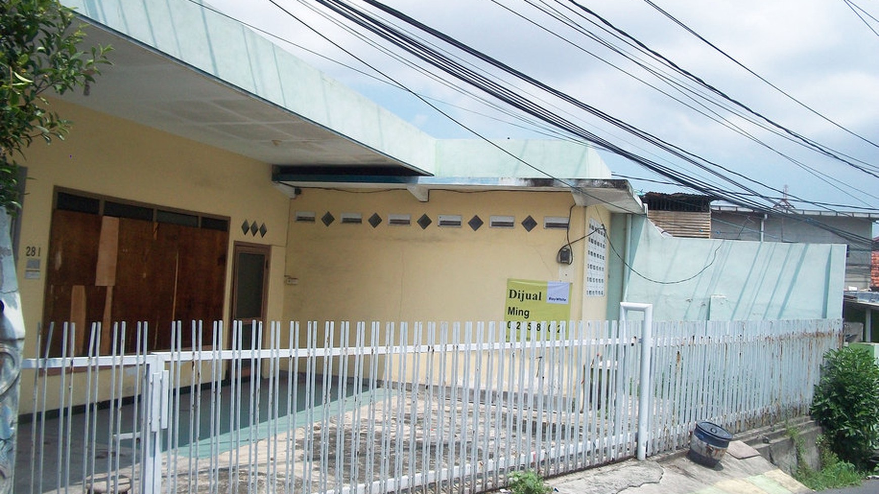 Rumah Hitung Tanah Area Cipete