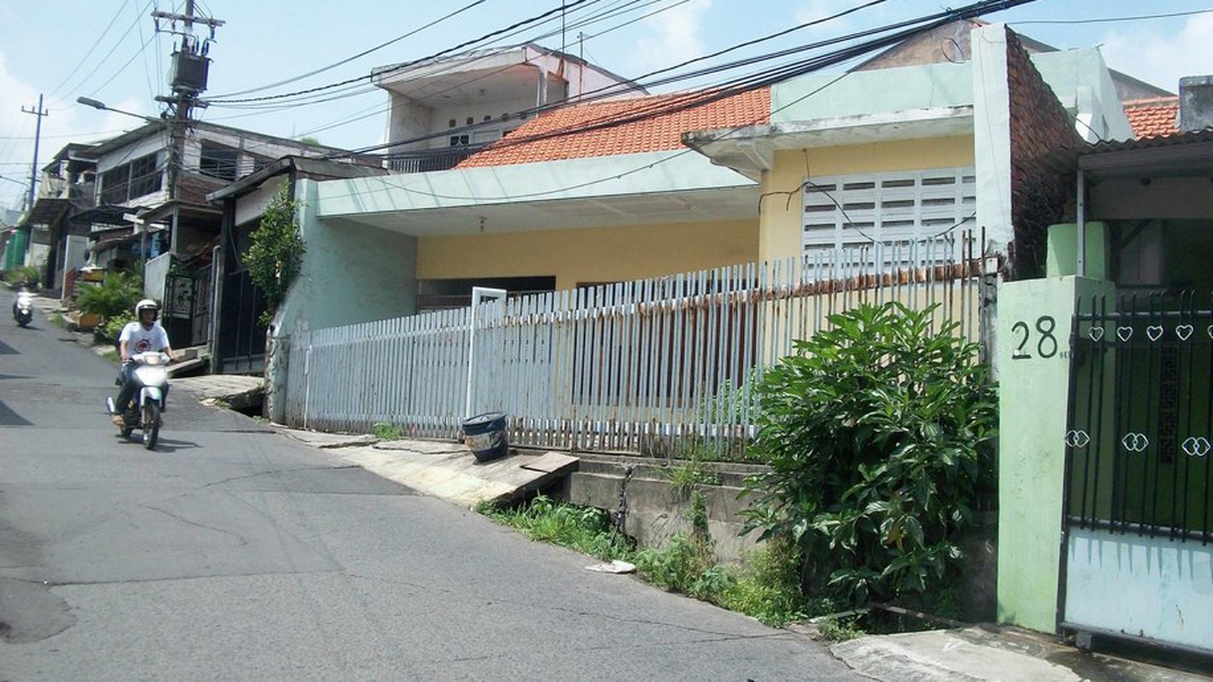 Rumah Hitung Tanah Area Cipete