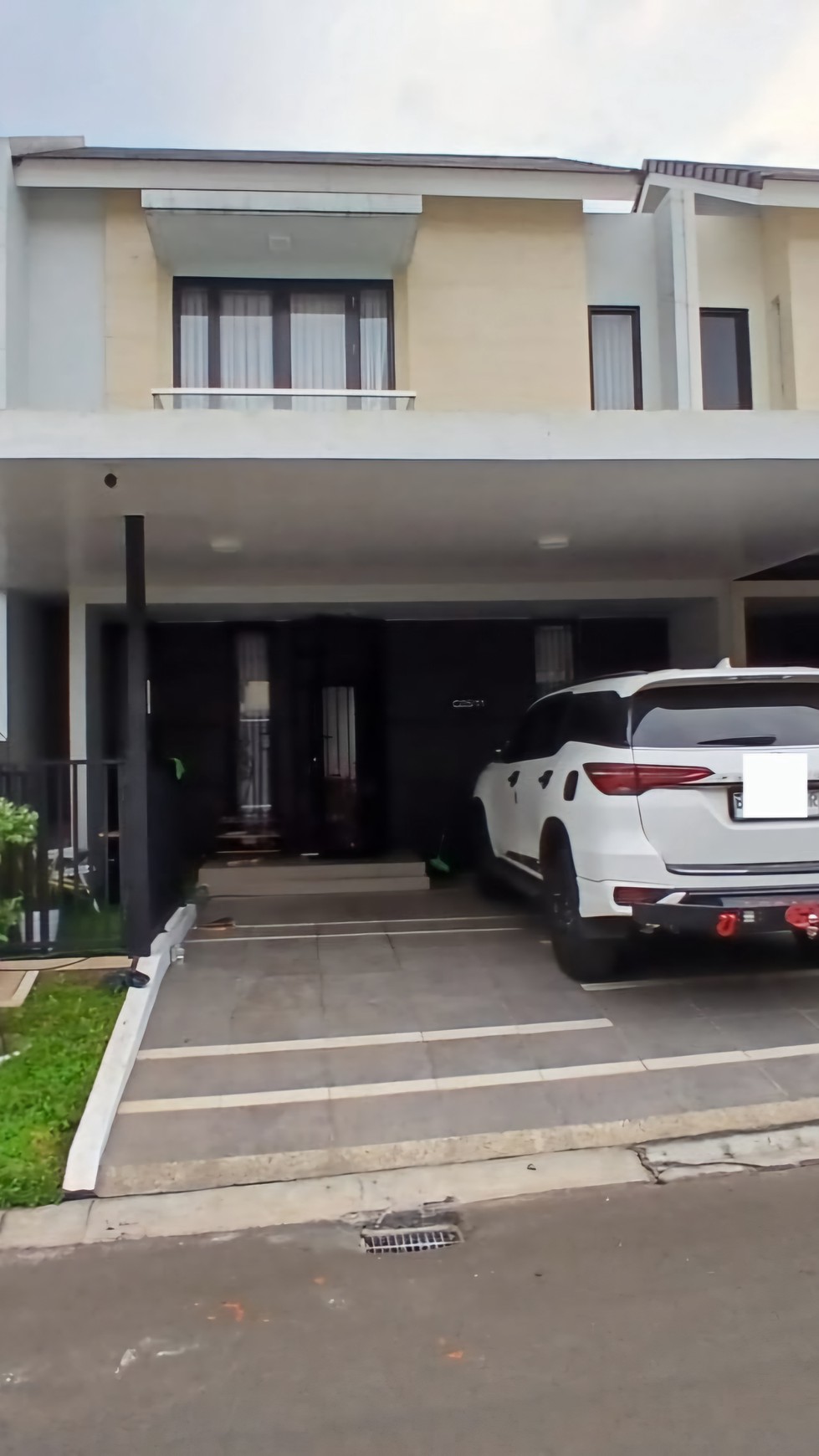 Rumah cantik di CBD Citra Gran