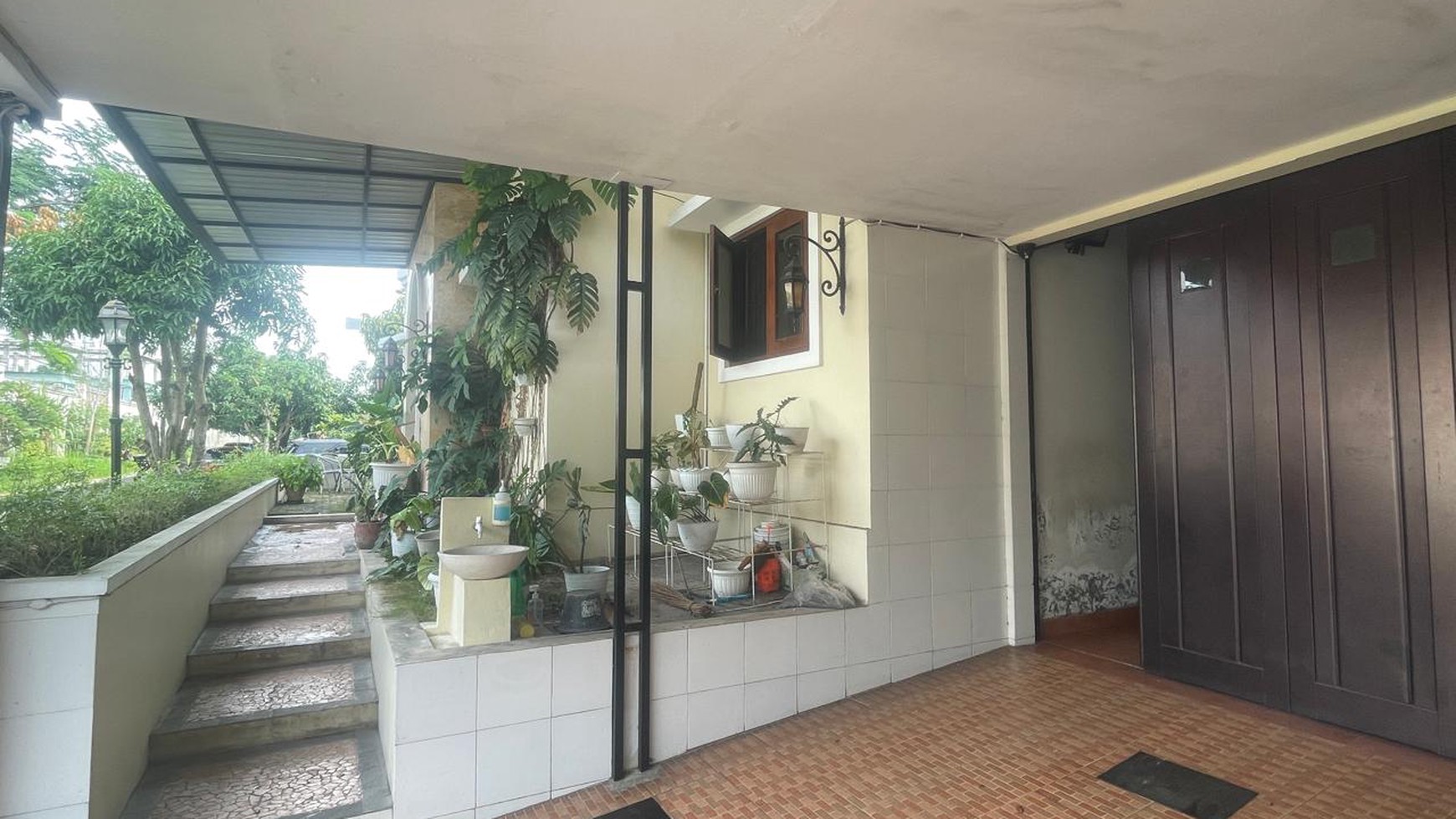 Rumah Mewah Dalam Perumahan Casa Grande  Depok Sleman 