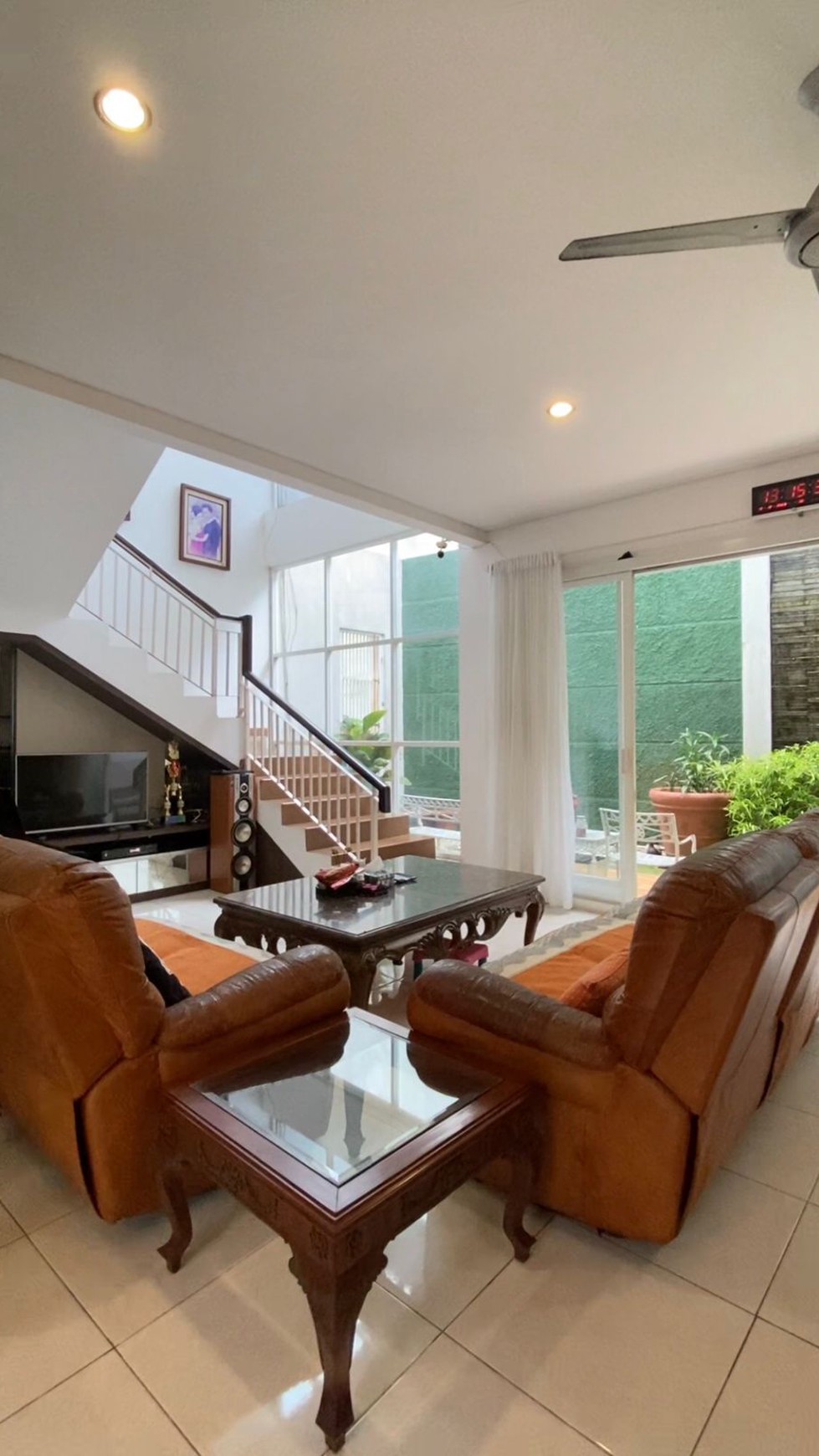 Rumah Minimalis Lingkungan Nyaman & Aman di Lebak Bulus, Jakarta Selatan