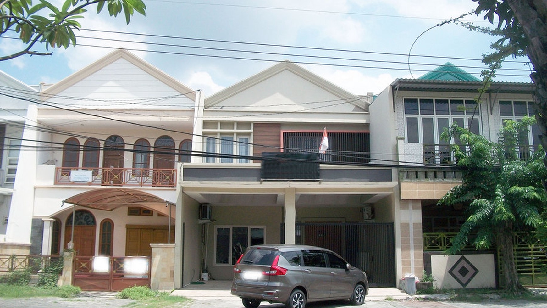 Rumah di Nirwana Eksekutif Surabaya Timur, Cocok untuk usaha / Kantor, Siap Huni !!!