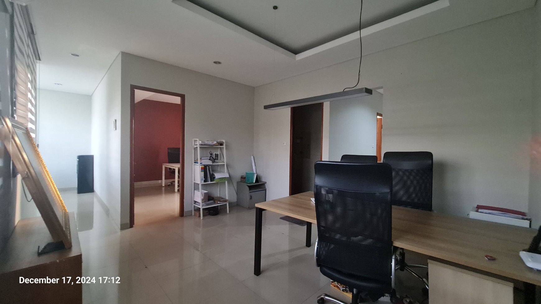 Rumah untuk tempat tinggal dan kantor  siap huni area Jatipadang Pasar Minggu Jakarta Selatan