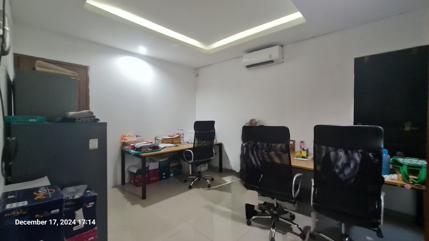 Rumah untuk tempat tinggal dan kantor  siap huni area Jatipadang Pasar Minggu Jakarta Selatan