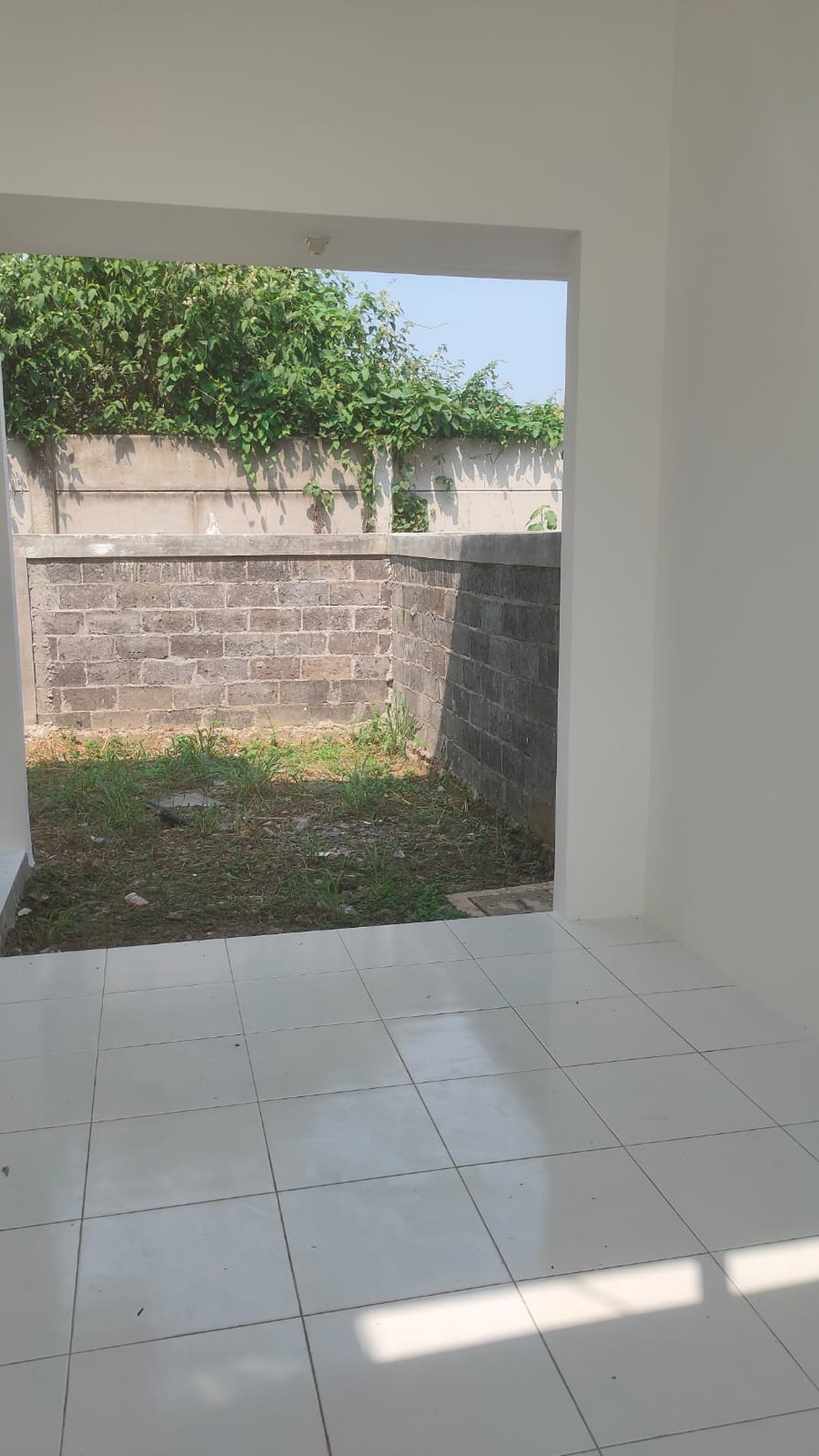 Brand New ! Rumah Siap Huni dalam Cluster Di Lebak 