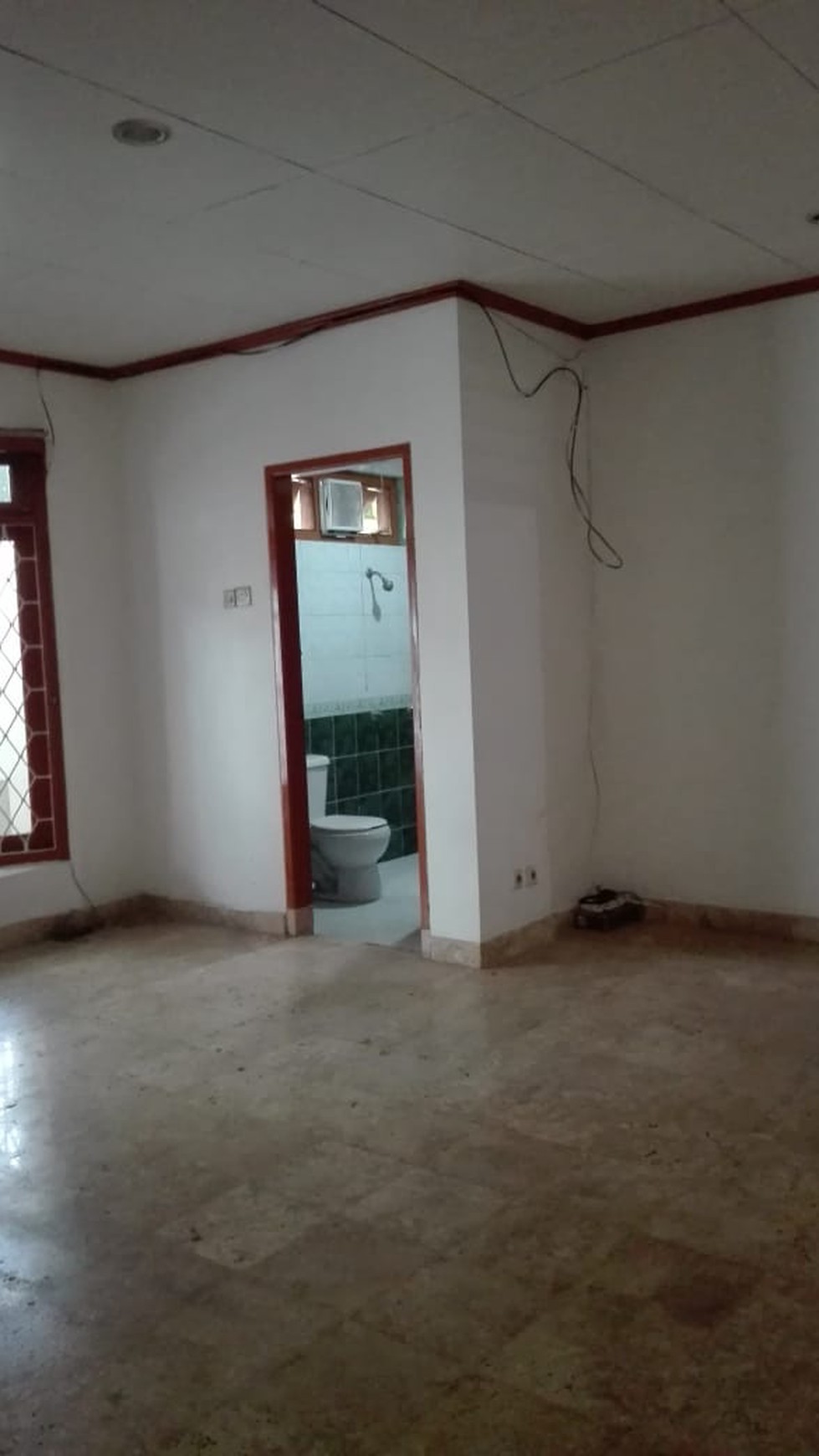 Rumah Siap Huni, Nyaman dan Hunian Asri @Bintaro.