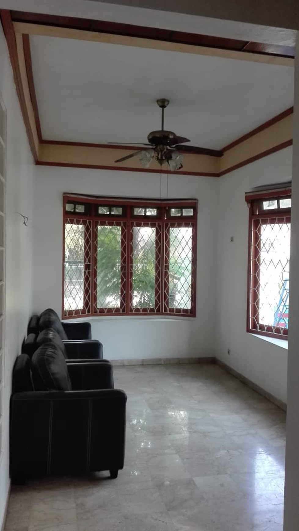 Rumah Siap Huni, Nyaman dan Hunian Asri @Bintaro.