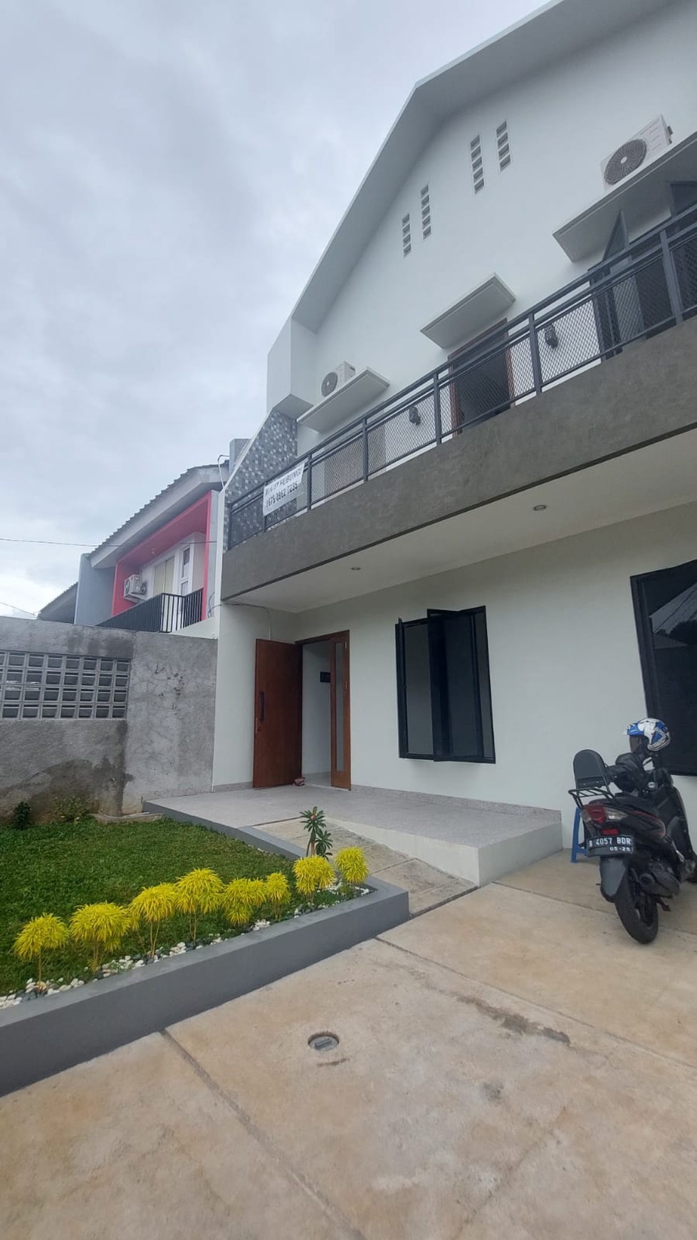 Rumah brand new, Bagus,  siap huni di Bintaro