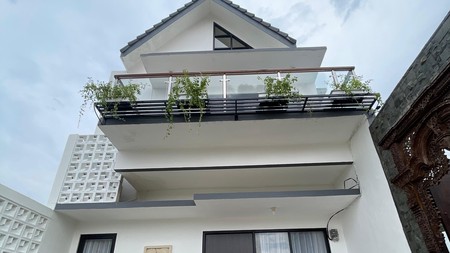 Rumah Impian dengan Kolam Renang di De Villas Dramaga Bogor