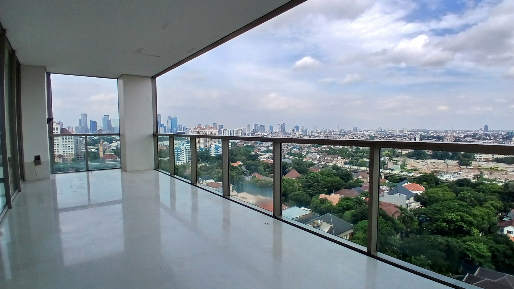 Disewakan Apartment Dharmawangsa 3 bedrooms 453 mtr