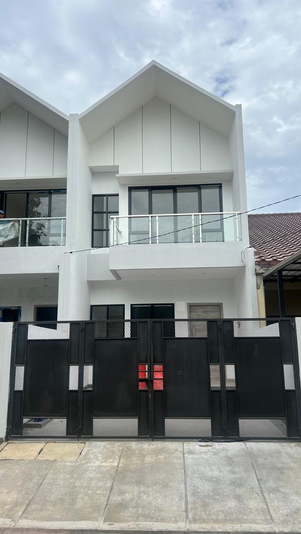 Rumah Baru Industrial Design  Vila Melati Mas Serpong BSD