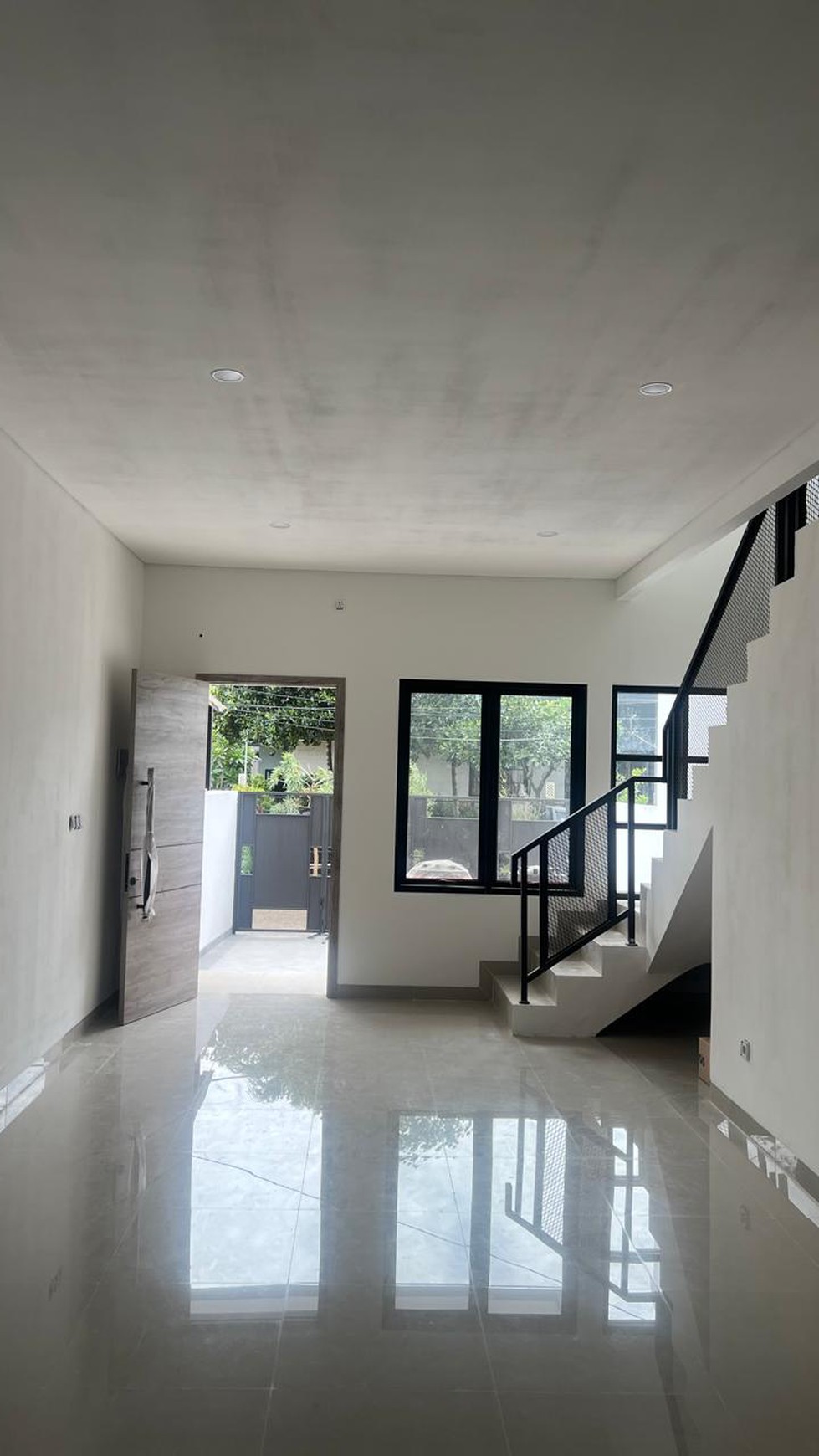 Rumah Baru Industrial Design  Vila Melati Mas Serpong BSD