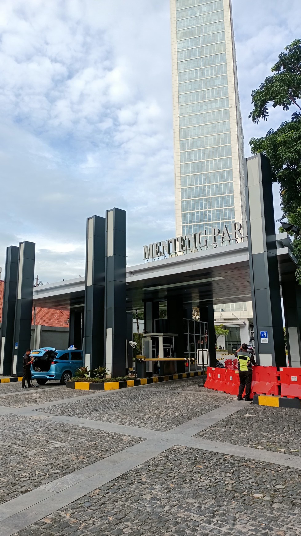 Apartemen Fasilitas Lengkap dan Lokasi Strategis di Apartemen Menteng Park