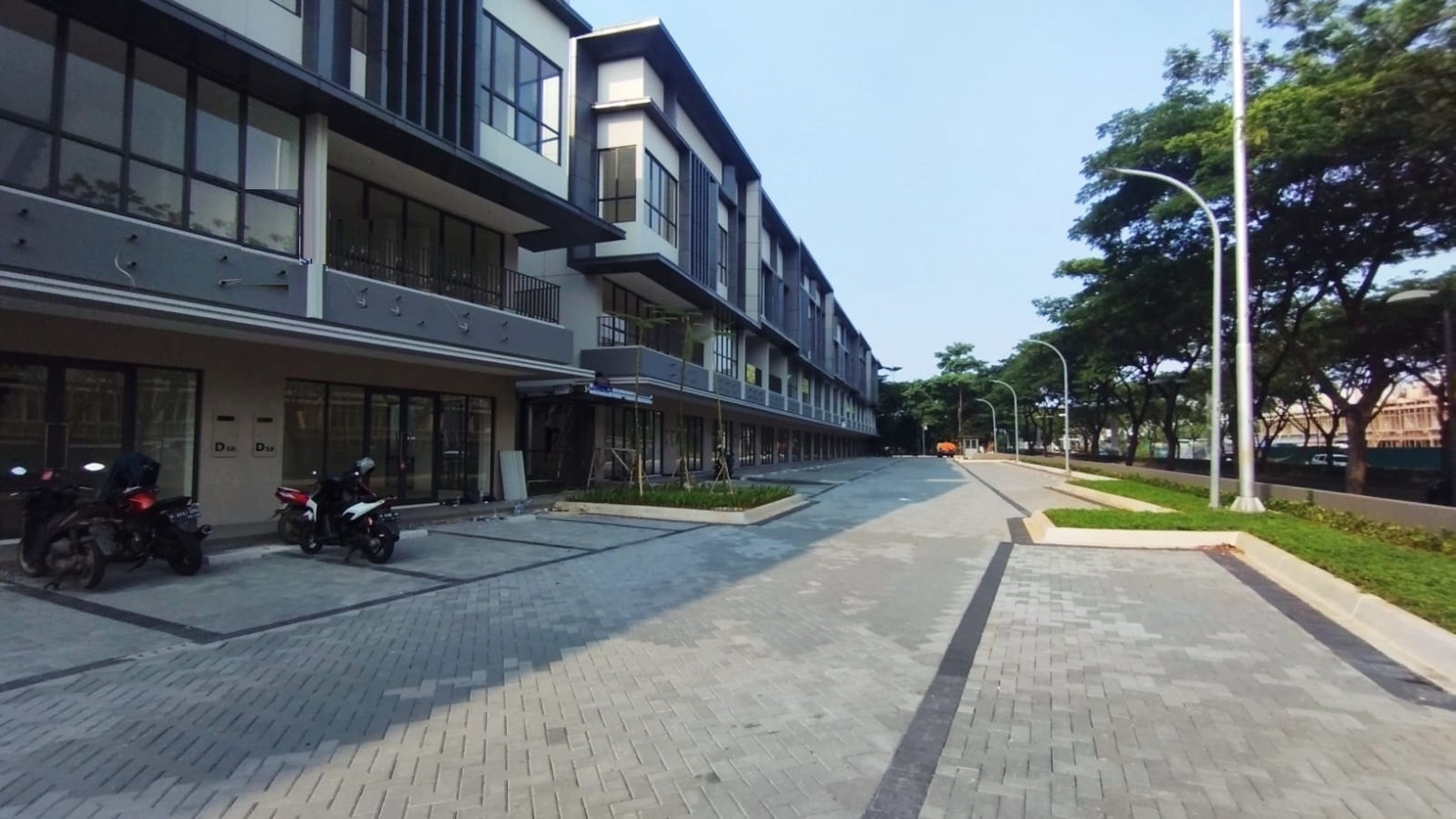 Greenwich Business Park BSD City ruko gandeng boleh beli per unit strategis pinggir jalan raya 