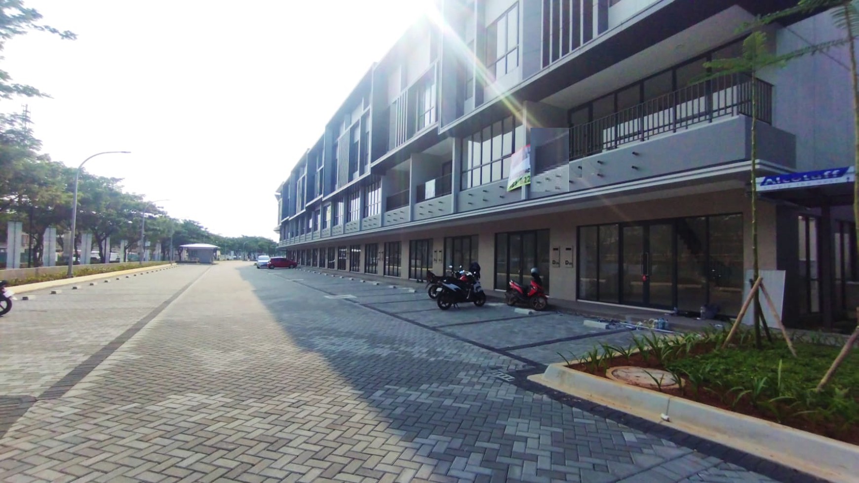 Greenwich Business Park BSD City ruko gandeng boleh beli per unit strategis pinggir jalan raya 