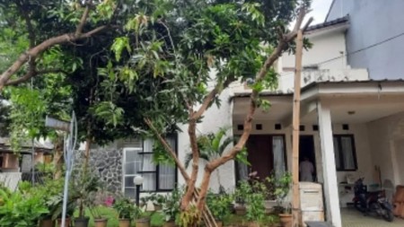 Rumah Siap Huni dengan Hunian Nyaman dan Asri di Bintaro